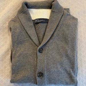 Gap 5 button cardigan.
